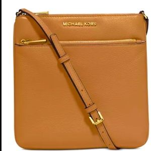 NWT Michael Kors Riley Crossbody Purse